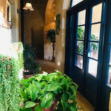 לינה וארוחת בוקר Botanica Xagħra