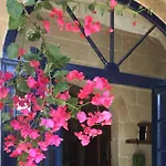 Botanica Bed & Breakfast 4*