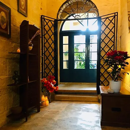 Botanica Bed & Breakfast 4*