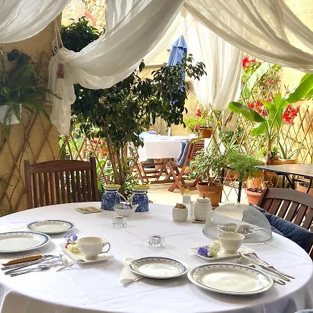 Botanica Couette-café *