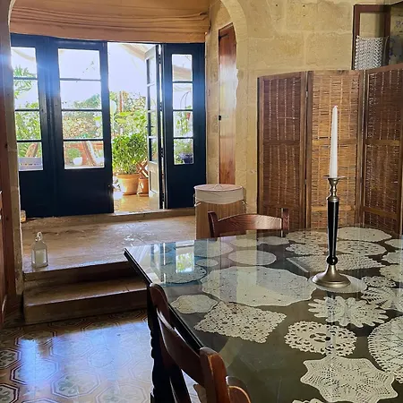 Couette-café Botanica Xagħra