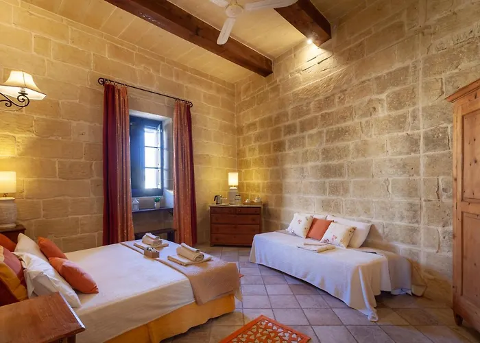 Botanica Bed & Breakfast 4*