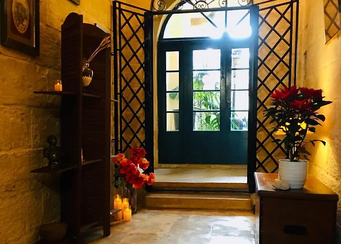 Botanica Bed & Breakfast 4*